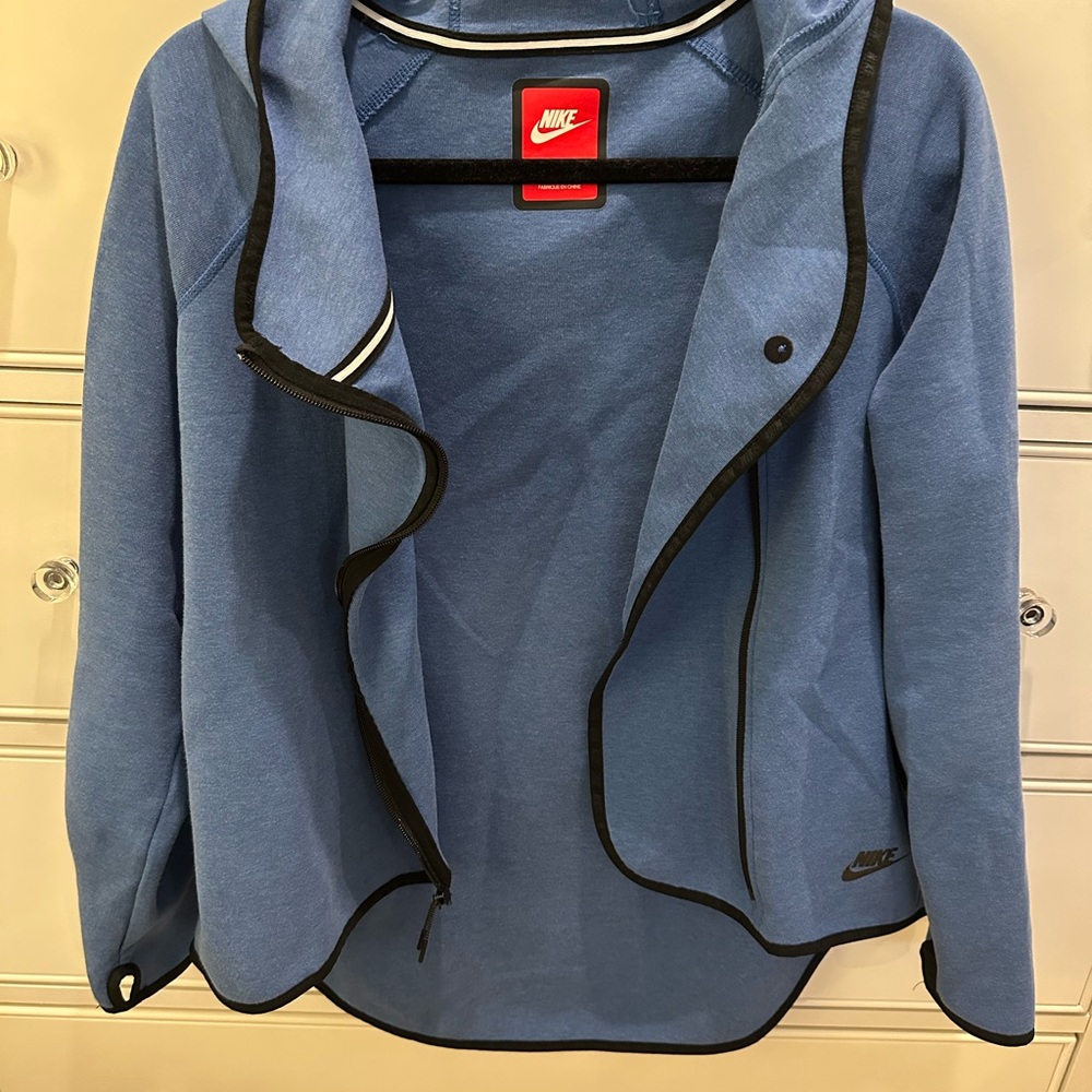 Nike Tech Fleece Cape Hoodie Moto Jacket in Gamma Blue - Picture 6 of 8